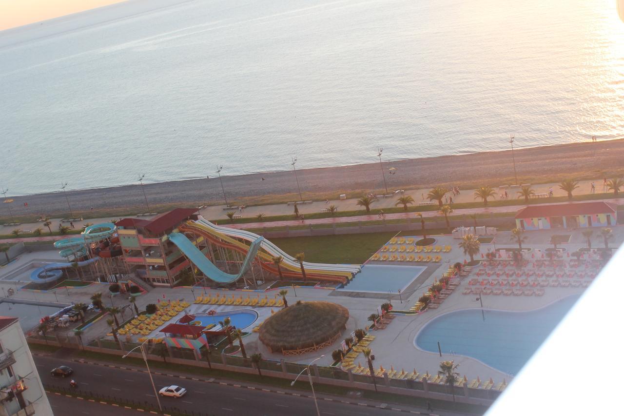 Apartment Orbi Dado Batumi Exterior foto